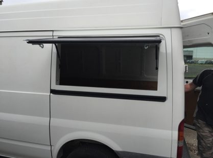 Van : Side Flap